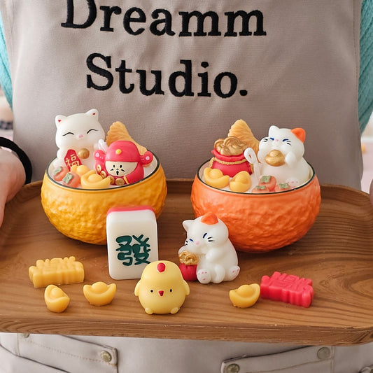 Lucky orange cup candle