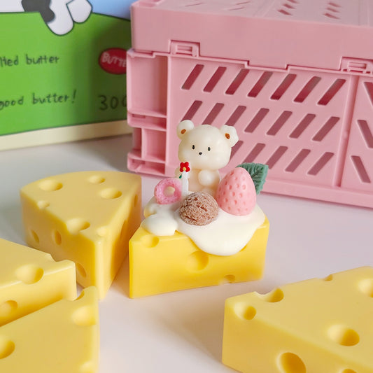 Cute Cheesecake Candle